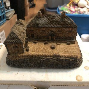 VTG Jamaica inn by malcolm cooper 1987 hand made and hand painted John Hine LTD